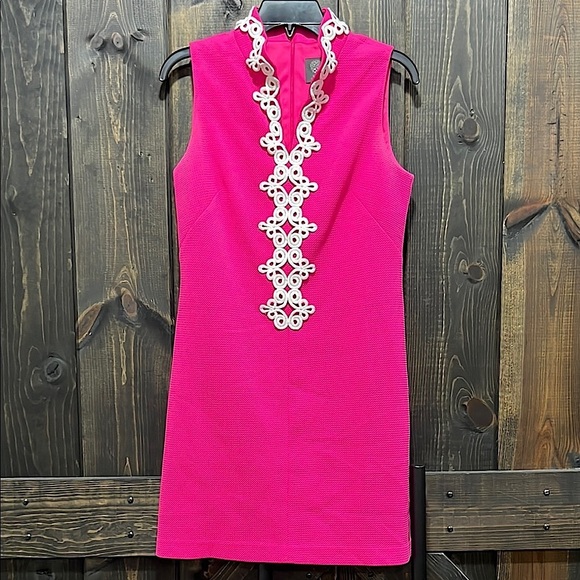 Vince Camuto Mini Dress 6 Sheath Appliqué Hot Pink White Vibrant Stretch Zipper - Picture 1 of 8